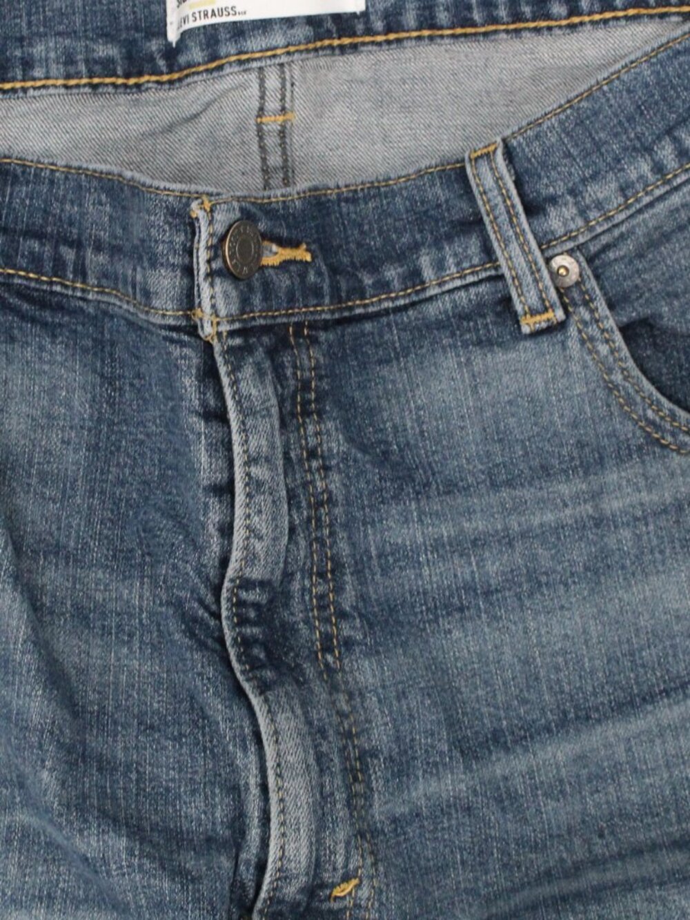 LEVIS Signature Relaxed Mens Jeans 40 x 32 Distressed Denim Med Wash EXC COND - Picture 2 of 8